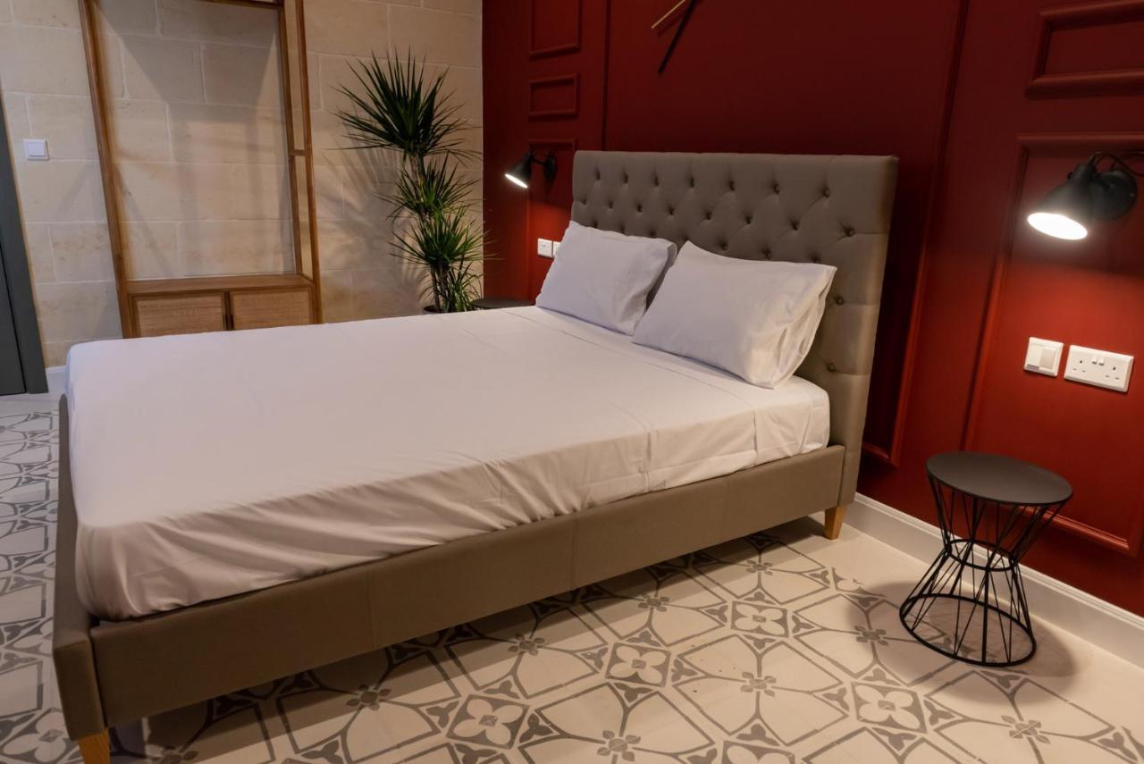 The Carob Tree Bed & Breakfast Victoria Ngoại thất bức ảnh